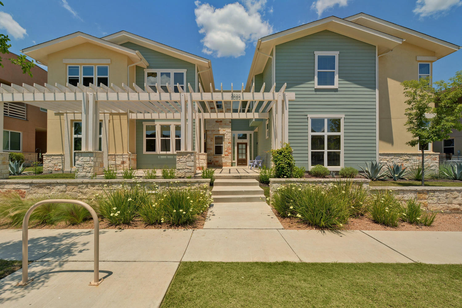 Bright And Spacious, Twostory Mueller House Condo Mueller Silent