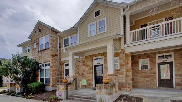 Beautiful Two Story Townhome in Mueller
