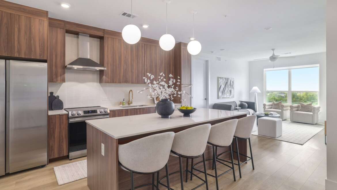 1701 Simond, Unit 538