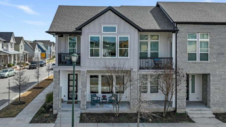 Corner Lot Tilley Townhouse